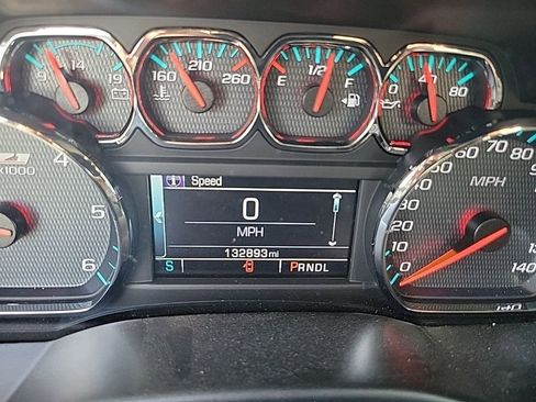 Used 2019 Chevrolet Silverado 1500 LT w/ All Star Edition image 12