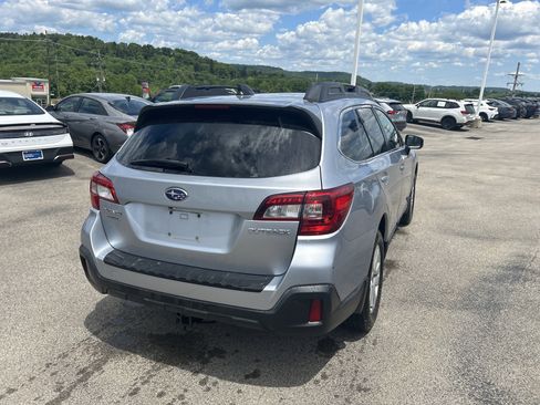 Used 2019 Subaru Outback 2.5i Premium AWD/4WD image 5