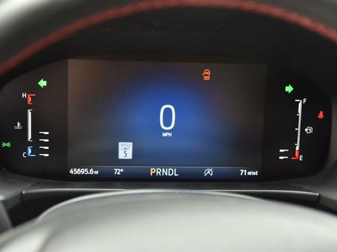Certified 2024 Ford Escape ST-Line w/ Tech Pack #1 AWD/4WD image 25