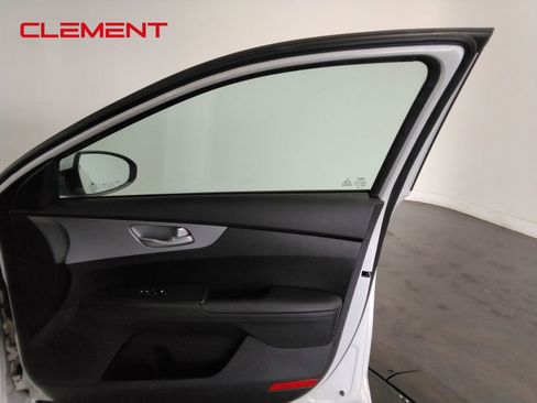 Used 2023 Kia Forte LXS image 34