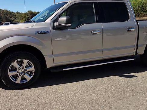 Used 2018 Ford F150 XLT w/ Equipment Group 302A Luxury image 3