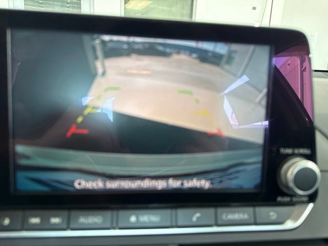 Used 2025 Nissan Altima 2.5 SV FWD image 22
