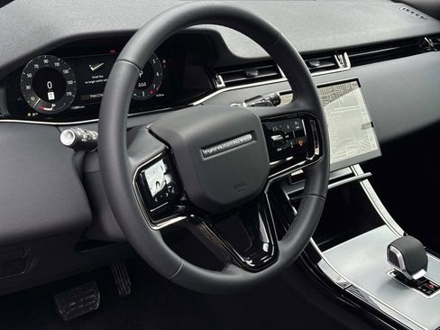 Certified 2025 Land Rover Range Rover Evoque S image 20