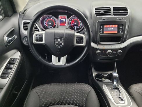 Used 2018 Dodge Journey SE w/ Popular Equipment Group FWD image 22