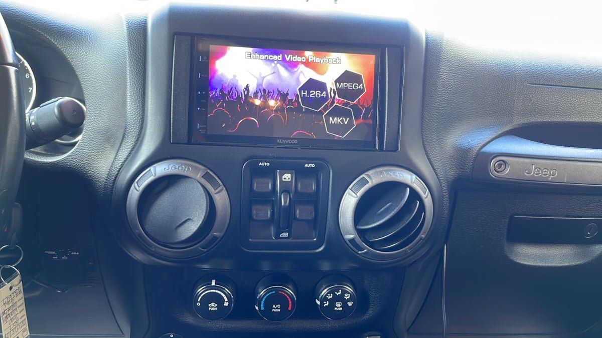Used 2017 Jeep Wrangler Unlimited Sport w/ Quick Order Package 24S AWD/4WD image 11
