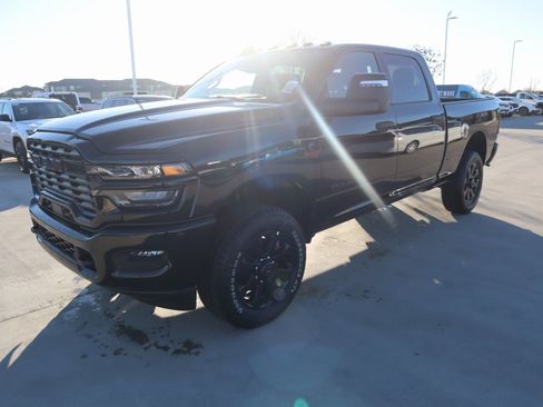 New 2026 RAM 2500 Big Horn AWD/4WD image 11