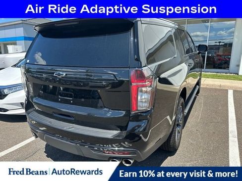 Used 2024 Chevrolet Suburban Z71 w/ Z71 Off-Road Package AWD/4WD image 7