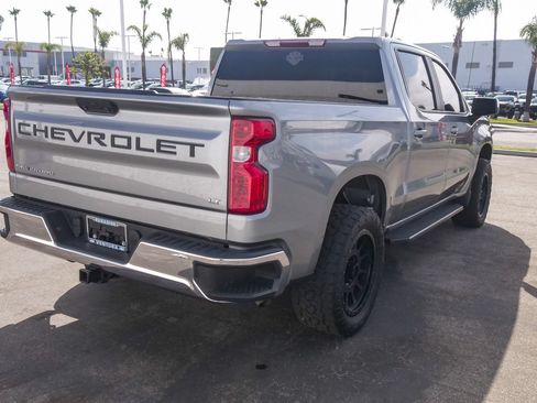 Used 2024 Chevrolet Silverado 1500 LT RWD image 9