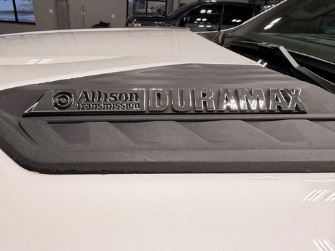 Used 2023 Chevrolet Silverado 3500 High Country image 22