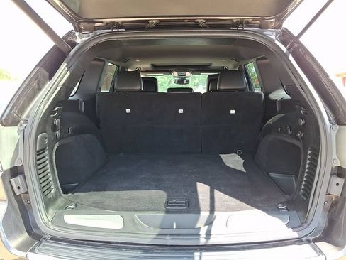 Used 2018 Jeep Grand Cherokee Limited AWD/4WD image 30