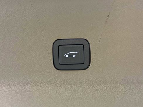 New 2026 GMC Yukon XL Denali w/ Sun & Power Step Package image 20