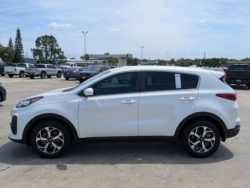 Certified 2021 Kia Sportage LX FWD image 8