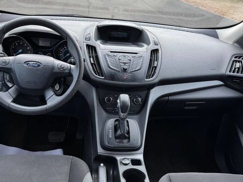 Used 2013 Ford Escape S image 11