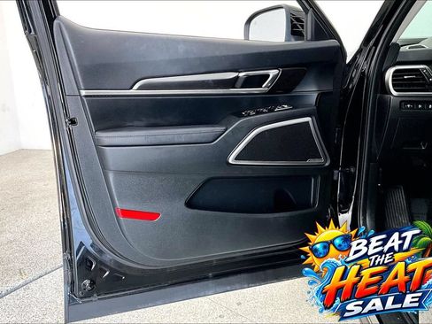 Used 2024 Kia Telluride S w/ S Sunroof Package FWD image 22