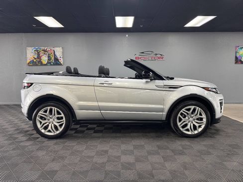 Used 2018 Land Rover Range Rover Evoque SE Dynamic image 27