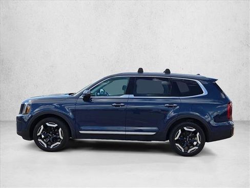 Used 2025 Kia Telluride S image 8