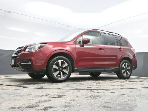 Used 2018 Subaru Forester 2.5i Premium image 32