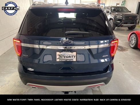 Used 2017 Ford Explorer XLT w/ Equipment Group 202A image 8
