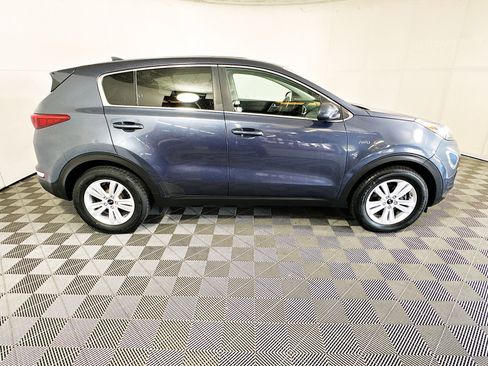 Used 2018 Kia Sportage LX AWD/4WD image 2
