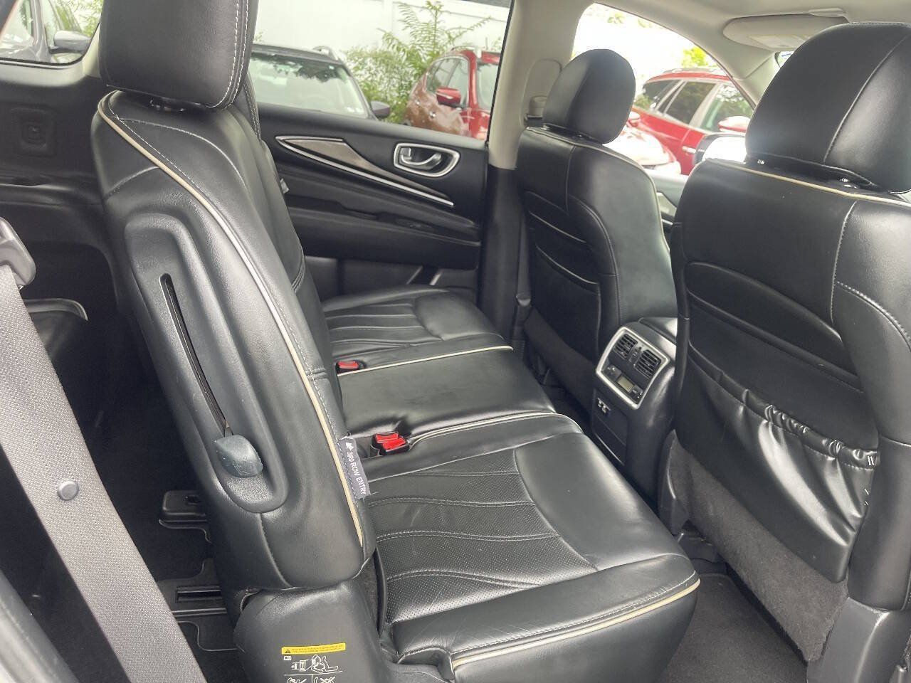 Used 2019 INFINITI QX60 Luxe w/ Essential Package AWD/4WD image 27