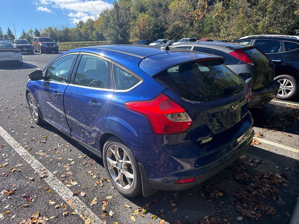 Used 2012 Ford Focus Titanium FWD image 3
