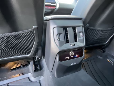 New 2026 BMW X3 xDrive30 w/ Premium Package image 25