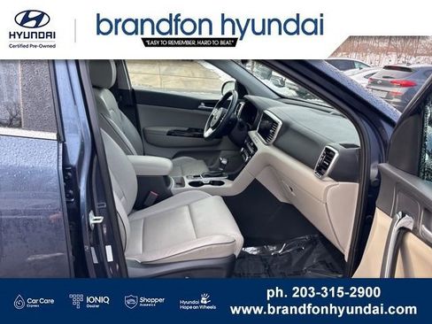 Used 2022 Kia Sportage EX w/ EX Technology Package image 27