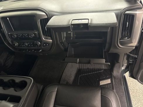 Used 2018 Chevrolet Silverado 1500 LTZ w/ Sport Package image 20