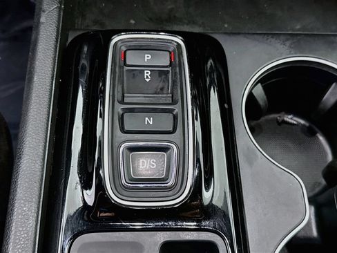 Used 2023 Honda Pilot Sport image 8