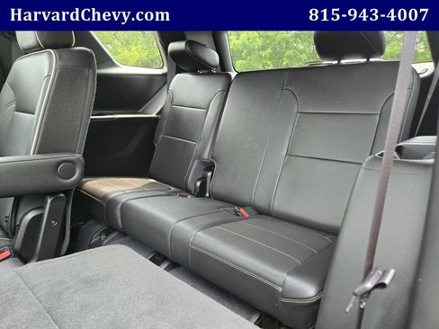 Used 2023 Chevrolet Traverse Premier AWD/4WD image 33