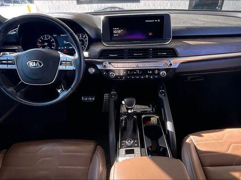 Used 2021 Kia Telluride SX w/ SX Prestige Package image 16