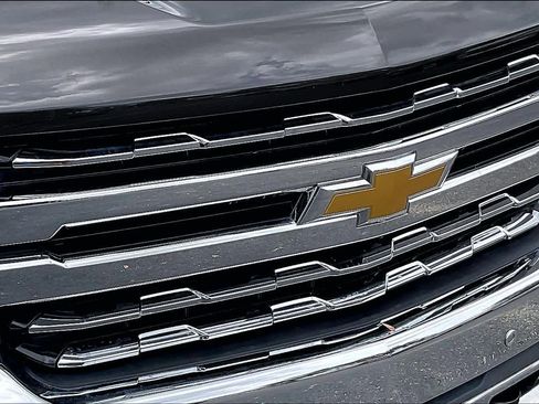 Used 2022 Chevrolet Silverado 1500 LTZ w/ LTZ Convenience Package II AWD/4WD image 29