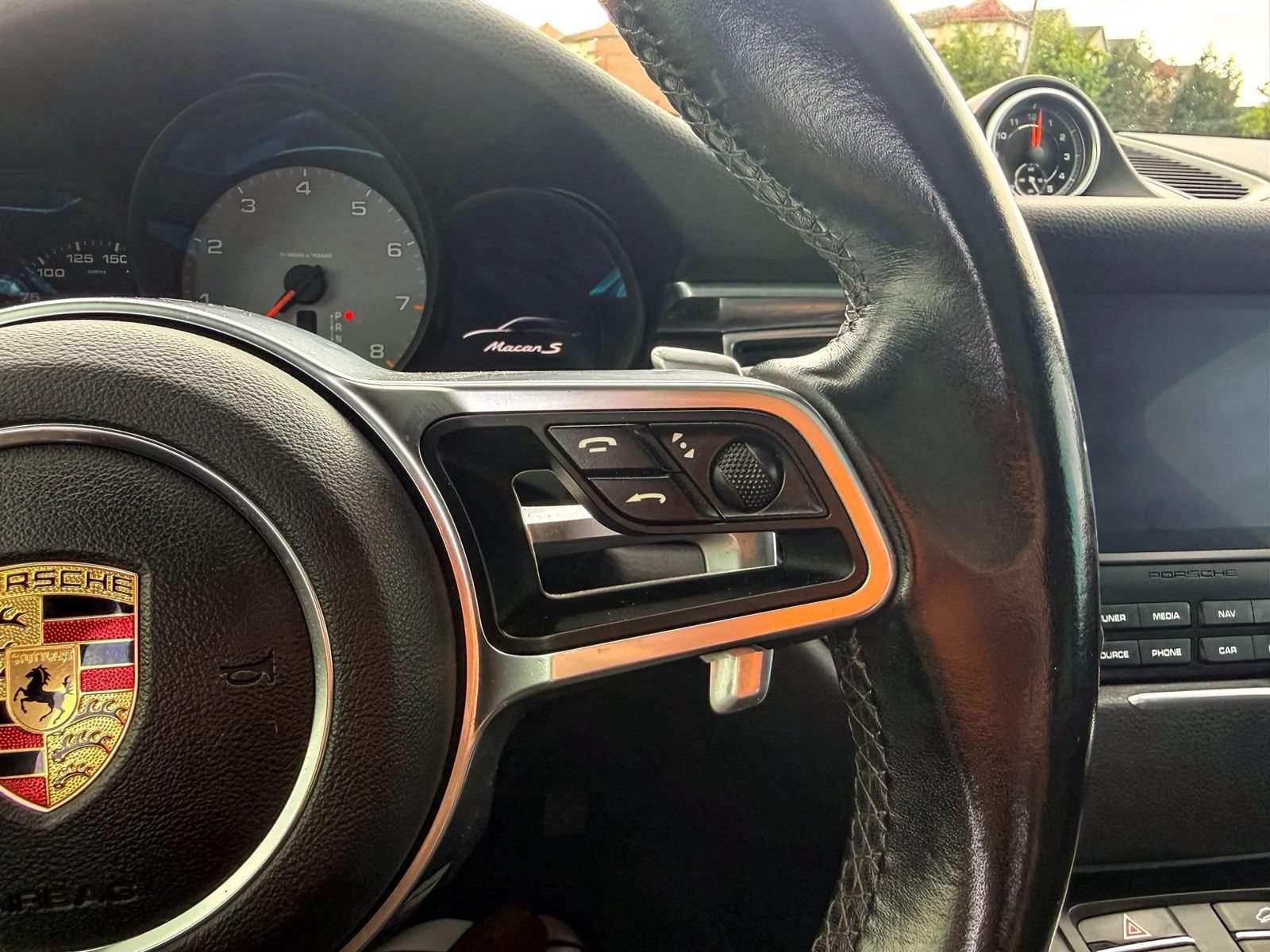 Used 2017 Porsche Macan S AWD/4WD image 23