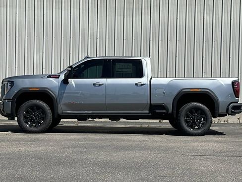 New 2026 GMC Sierra 2500 AT4 w/ AT4 Premium Plus Package AWD/4WD image 7