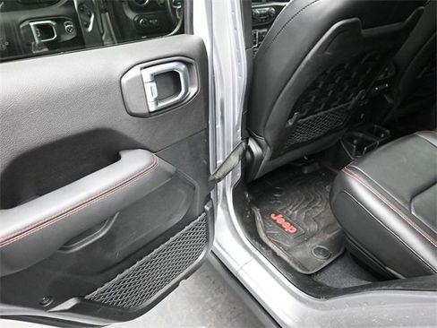 Used 2020 Jeep Gladiator Rubicon image 18