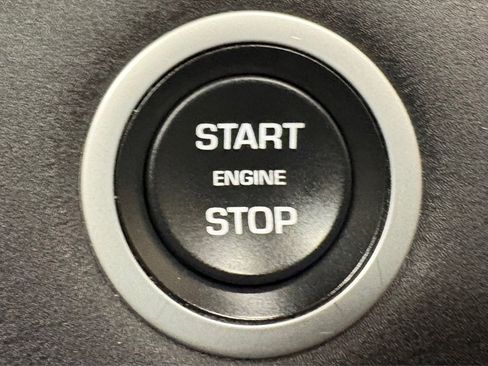 Used 2020 Land Rover Range Rover Evoque SE AWD/4WD image 24
