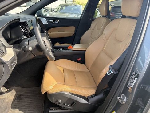 Used 2018 Volvo XC60 T8 Inscription w/ Advanced Package AWD/4WD image 5