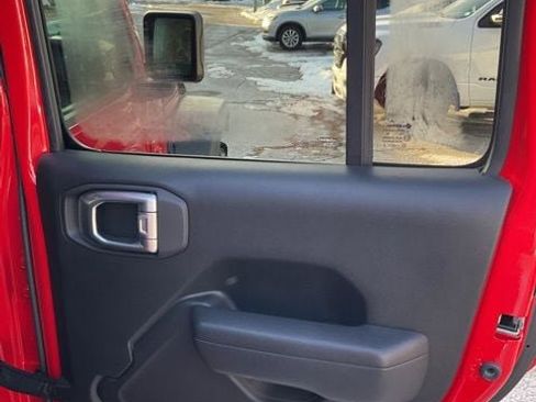 Used 2021 Jeep Wrangler Unlimited Sport image 15