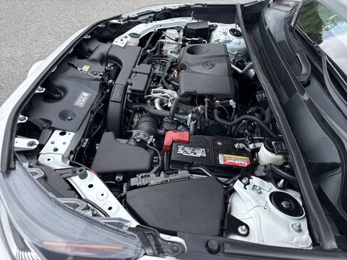Used 2021 Toyota RAV4 XLE FWD image 31