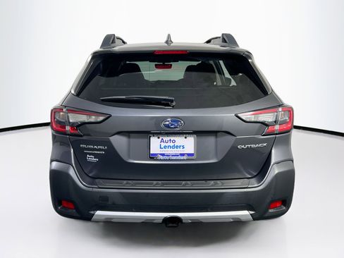 Used 2023 Subaru Outback Limited image 6