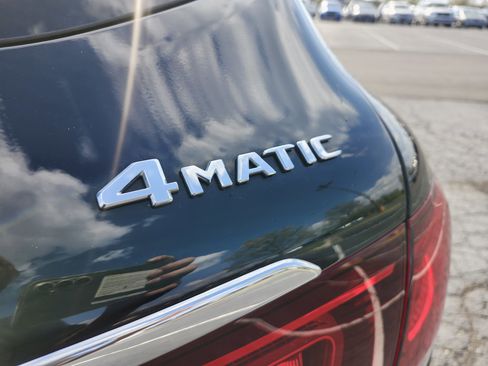 Used 2020 Mercedes-Benz GLC 300 4MATIC image 23