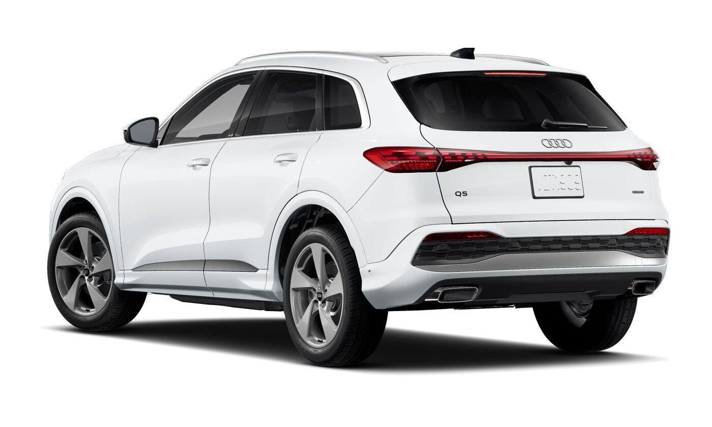 Used 2025 Audi Q5 Premium Plus w/ Premium Plus AWD/4WD image 2