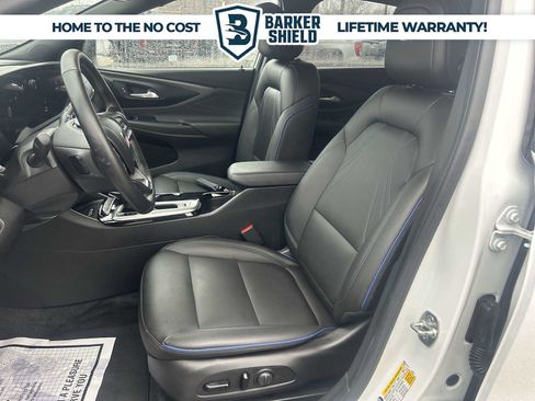 Used 2024 Buick Envista Sport Touring w/ Convenience I Package image 17