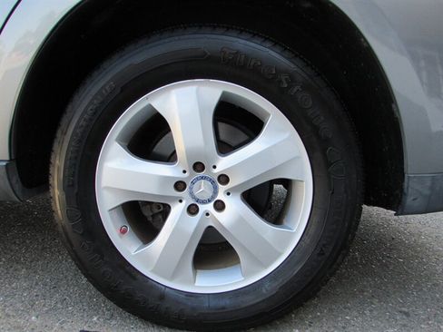 Used 2011 Mercedes-Benz GL 450 4MATIC image 32