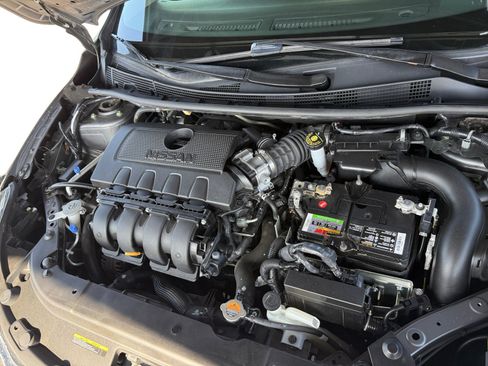 Used 2019 Nissan Sentra SV FWD image 12