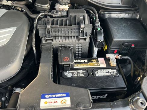 Used 2017 Hyundai Santa Fe Limited image 40