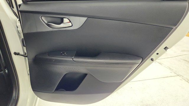 Used 2021 Kia Forte Sedan FWD image 24