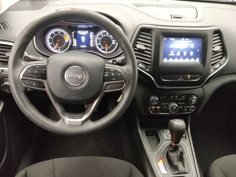 Used 2021 Jeep Cherokee Latitude image 22