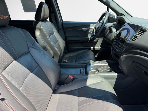 Used 2022 Honda Pilot TrailSport image 30