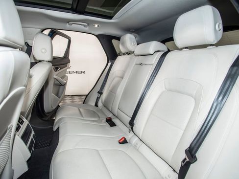 Used 2021 Jaguar F-PACE S AWD/4WD image 14